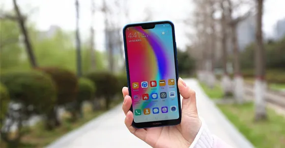 Jak szybko zmienić tapetę w telefonie Huawei